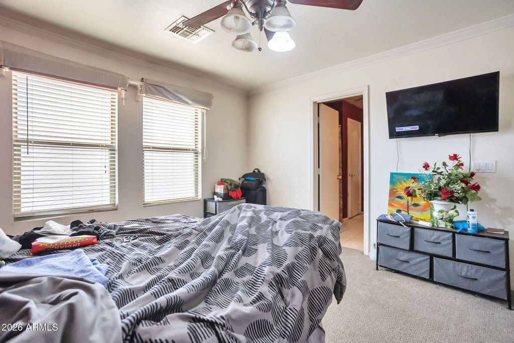 Image 21 of property listing at 7051 W LINCOLN Street, Peoria, AZ 85345