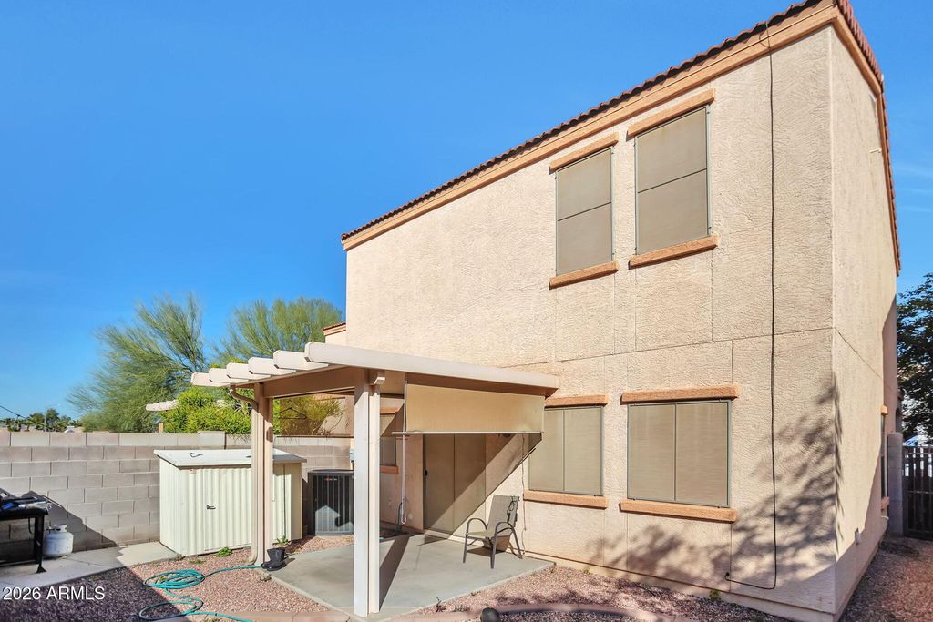Image 24 of property listing at 7051 W LINCOLN Street, Peoria, AZ 85345