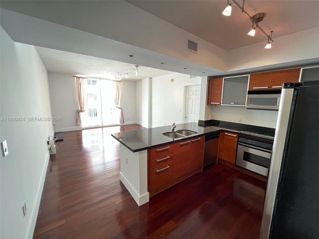 2030 S Douglas Rd 610, Coral Gables, FL 33134