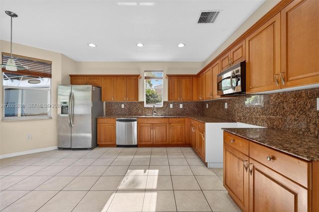 8903 SW 206th St 8903, Cutler Bay, FL 33189