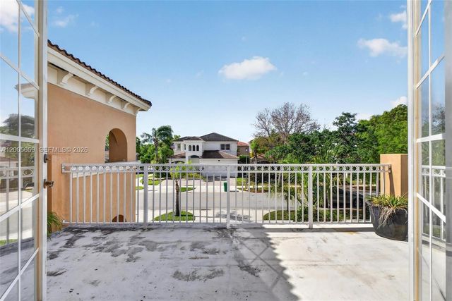 8903 SW 206th St 8903, Cutler Bay, FL 33189