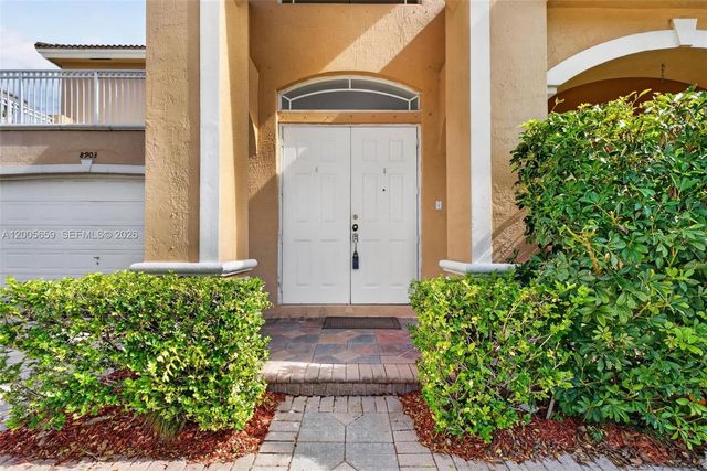 8903 SW 206th St 8903, Cutler Bay, FL 33189