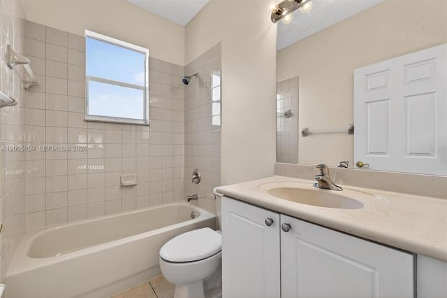 8903 SW 206th St 8903, Cutler Bay, FL 33189