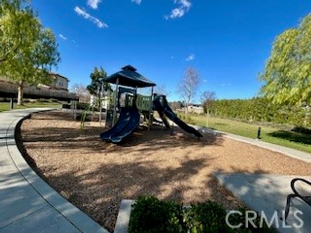 21709 Bene Drive, Saugus, CA 91350