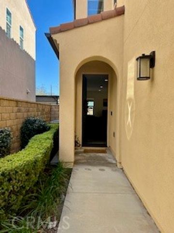 21709 Bene Drive, Saugus, CA 91350