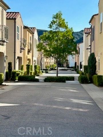 21709 Bene Drive, Saugus, CA 91350