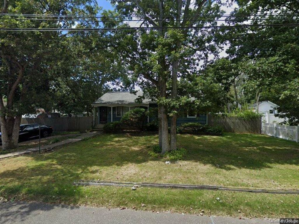 154 N 24th Street, Wyandanch, NY 11798