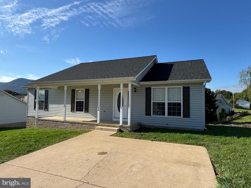 34 STUART CT, Strasburg, VA 22657