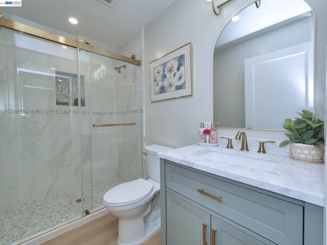 1732 Oakmont Drive 8, Walnut Creek, CA 94595