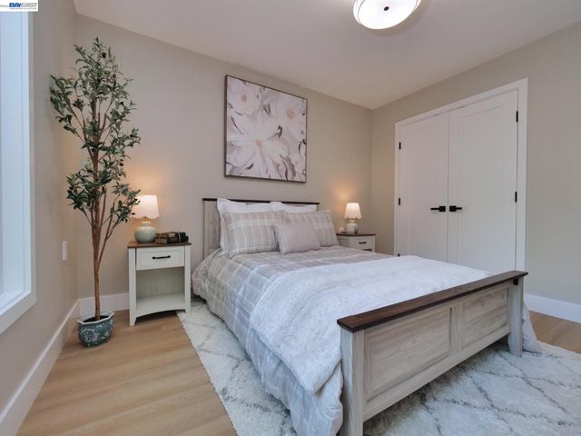 1732 Oakmont Drive 8, Walnut Creek, CA 94595