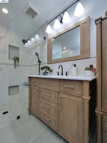 1732 Oakmont Drive 8, Walnut Creek, CA 94595
