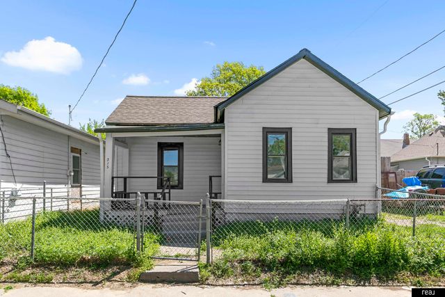 315 N 9th Street, Council Bluffs, IA 51503