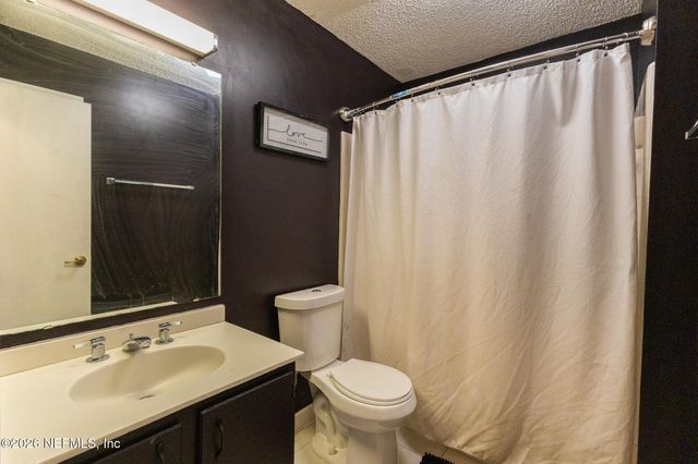 321 PARADISE Circle, Satsuma, FL 32189