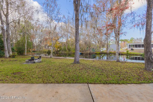 321 PARADISE Circle, Satsuma, FL 32189