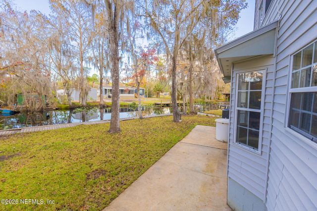 321 PARADISE Circle, Satsuma, FL 32189