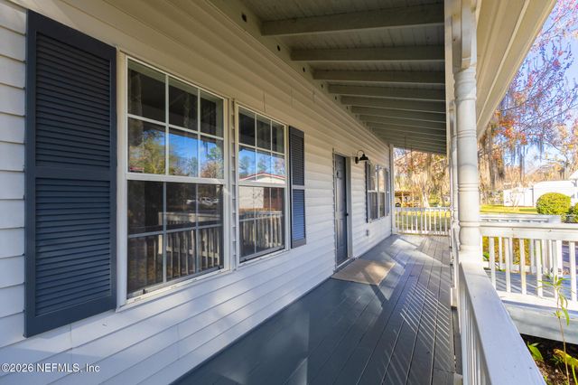 321 PARADISE Circle, Satsuma, FL 32189