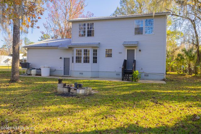 321 PARADISE Circle, Satsuma, FL 32189