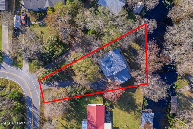 321 PARADISE Circle, Satsuma, FL 32189