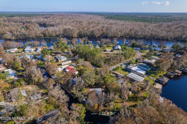 321 PARADISE Circle, Satsuma, FL 32189