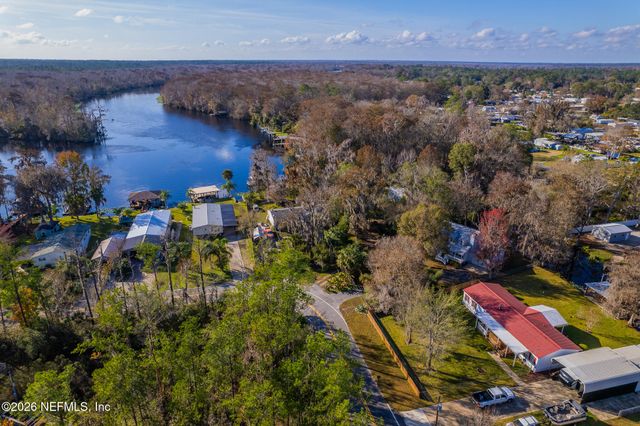 321 PARADISE Circle, Satsuma, FL 32189