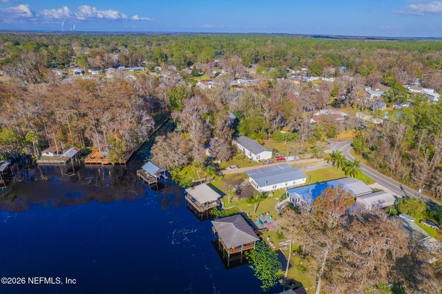 321 PARADISE Circle, Satsuma, FL 32189