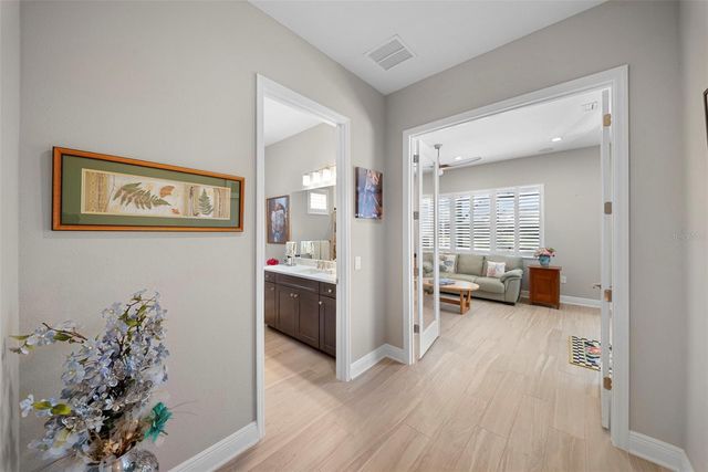 21244 HOLMES CIRCLE, Venice, FL 34293