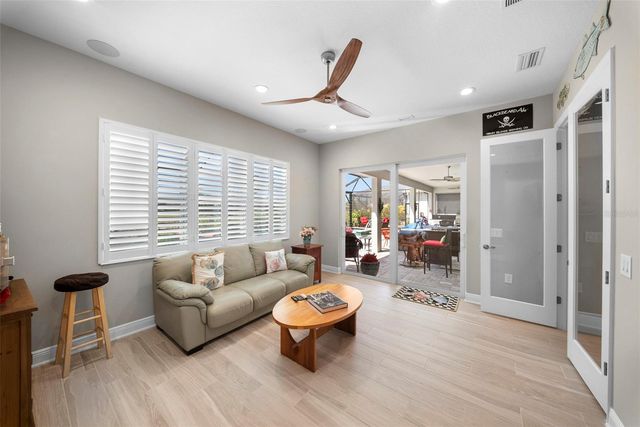 21244 HOLMES CIRCLE, Venice, FL 34293