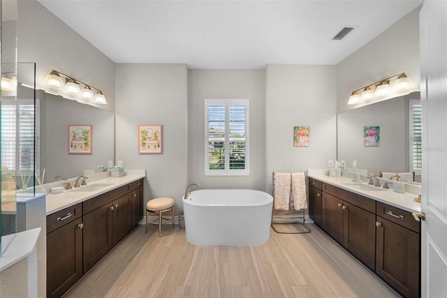 21244 HOLMES CIRCLE, Venice, FL 34293