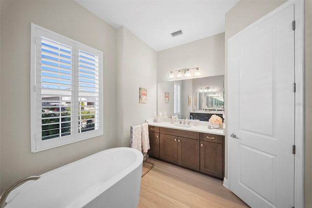 21244 HOLMES CIRCLE, Venice, FL 34293