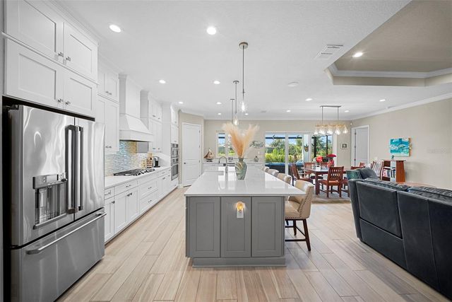 21244 HOLMES CIRCLE, Venice, FL 34293