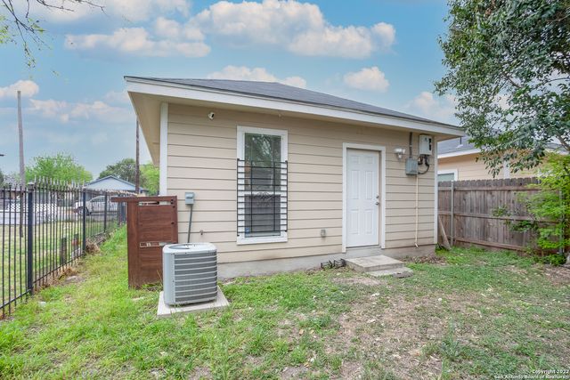 2009 COLIMA ST, San Antonio, TX 78207