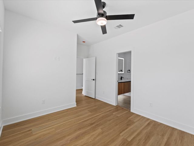 2598 W Tidwell, Houston, TX 77091