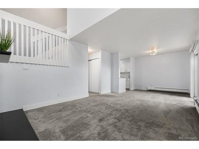 2835 S Monaco Pkwy 1-104, Denver, CO 80222