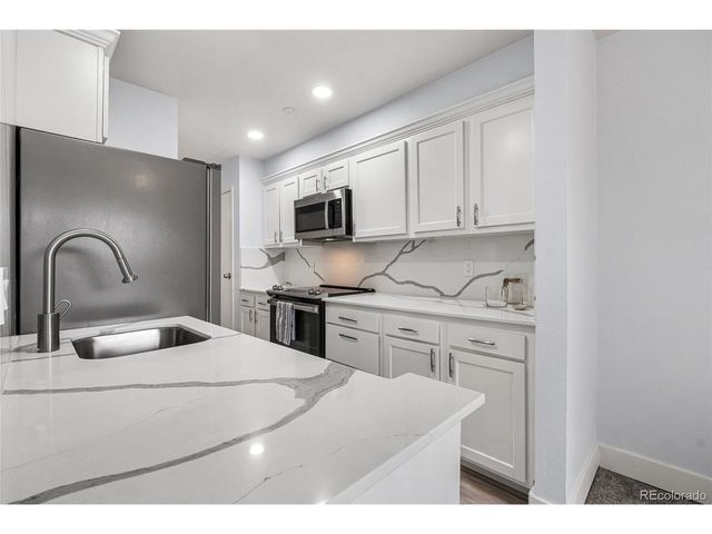 2835 S Monaco Pkwy 1-104, Denver, CO 80222