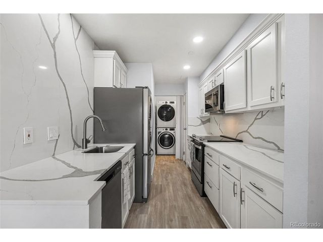 2835 S Monaco Pkwy 1-104, Denver, CO 80222