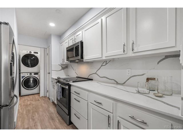 2835 S Monaco Pkwy 1-104, Denver, CO 80222