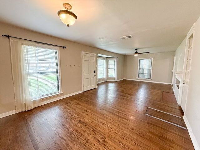 3766 Park Lane, Dallas, TX 75220