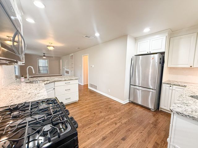 3766 Park Lane, Dallas, TX 75220