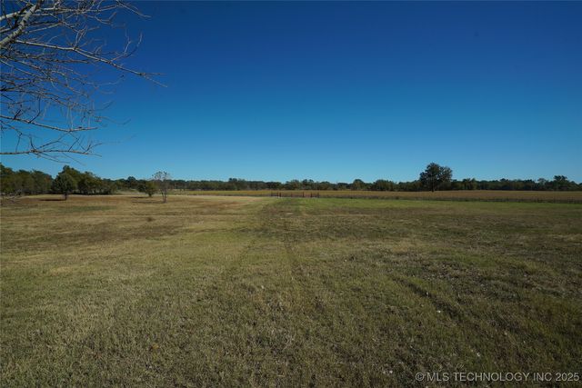 15240 S 413th East Avenue, Coweta, OK 74429