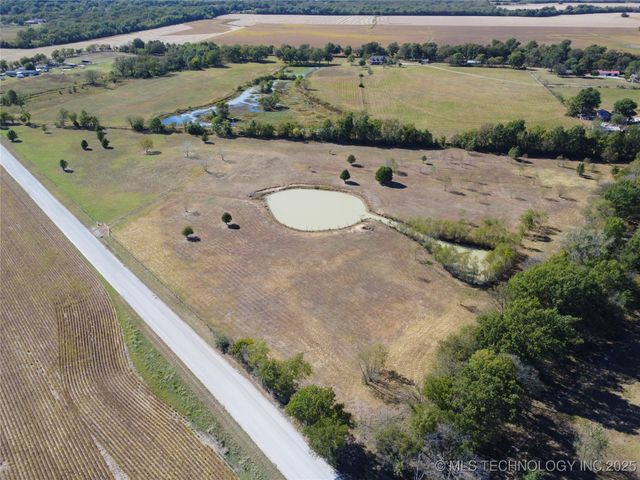 15240 S 413th East Avenue, Coweta, OK 74429