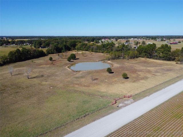 15240 S 413th East Avenue, Coweta, OK 74429