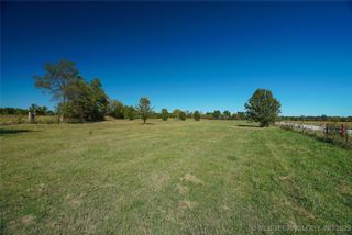 15240 S 413th East Avenue, Coweta, OK 74429