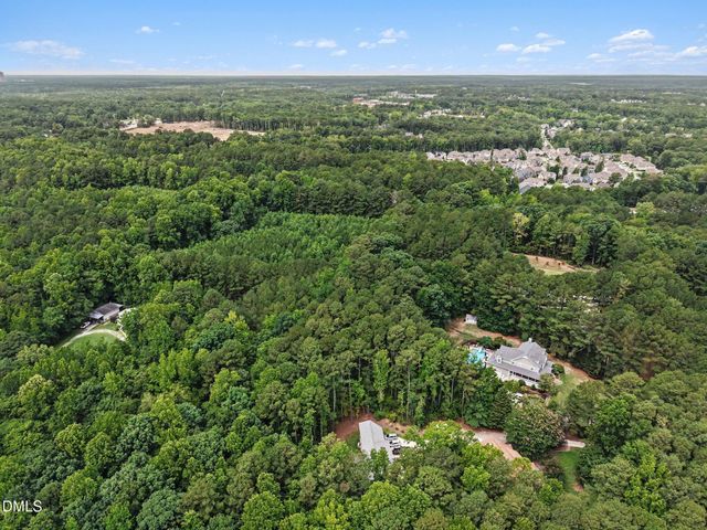 1009 Winding Creek Road, Apex, NC 27502