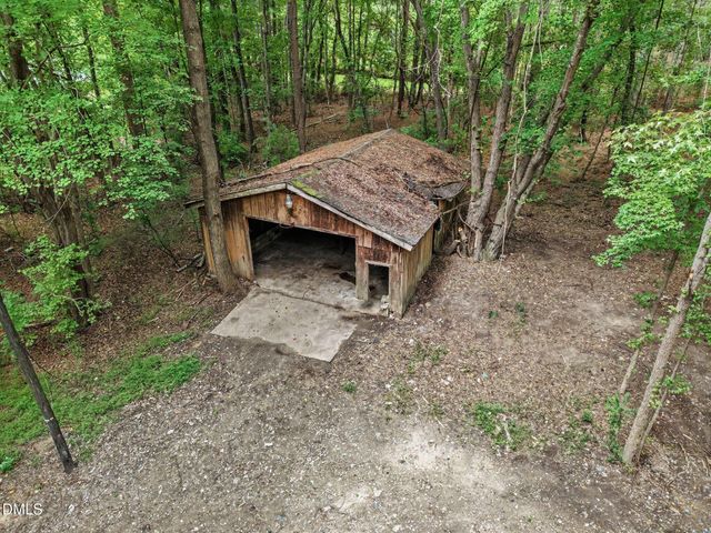 1009 Winding Creek Road, Apex, NC 27502