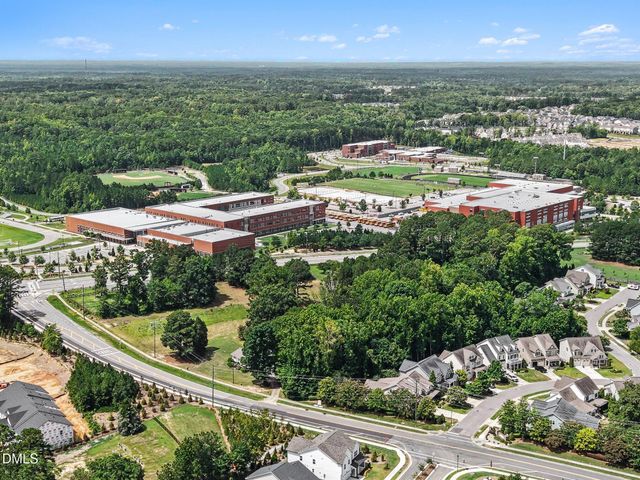 1009 Winding Creek Road, Apex, NC 27502