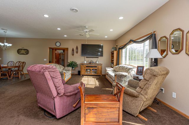 2920 Wilderness Ridge Road SE, Alexandria, MN 56308