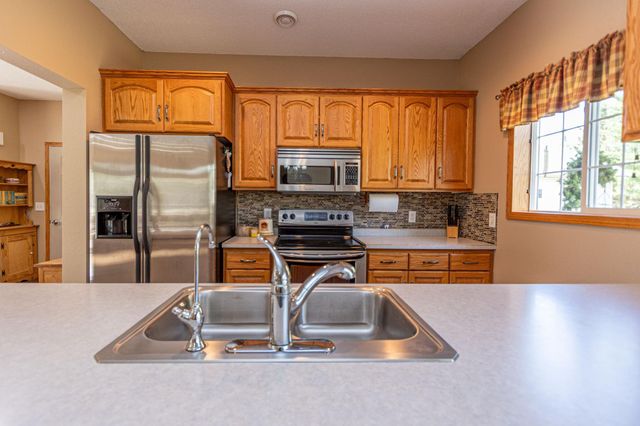 2920 Wilderness Ridge Road SE, Alexandria, MN 56308