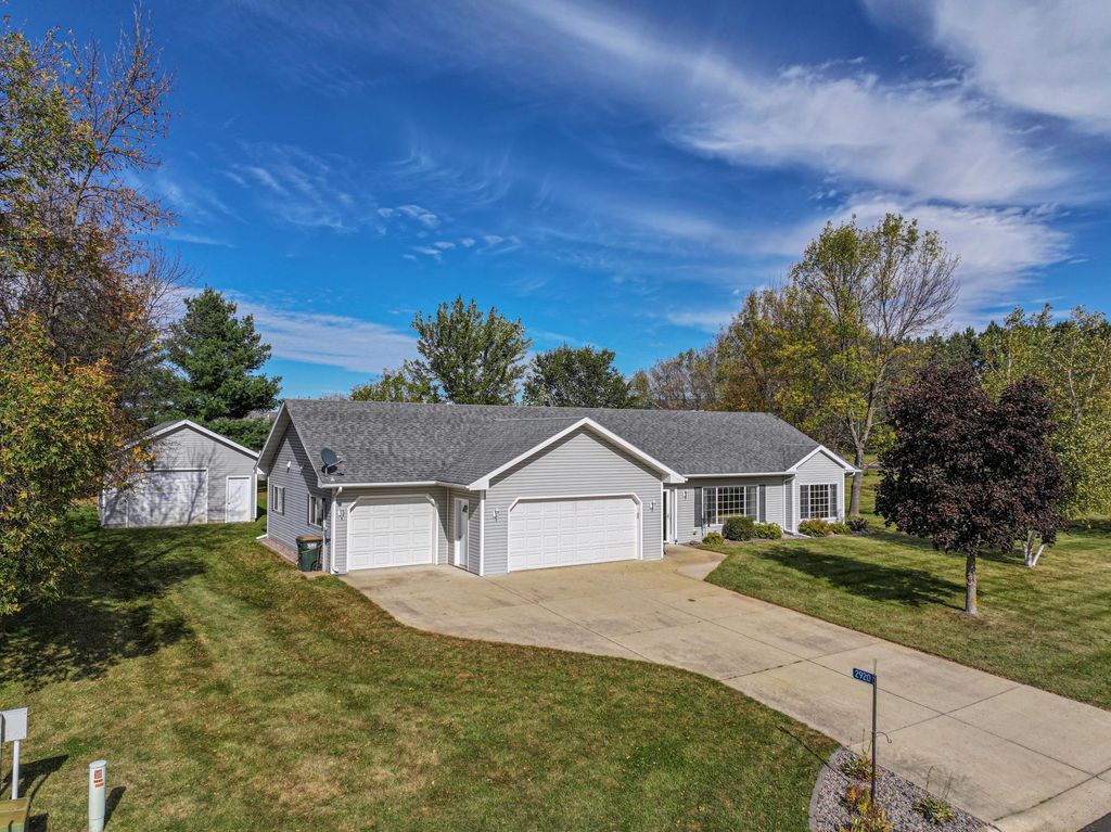 2920 Wilderness Ridge Road SE, Alexandria, MN 56308