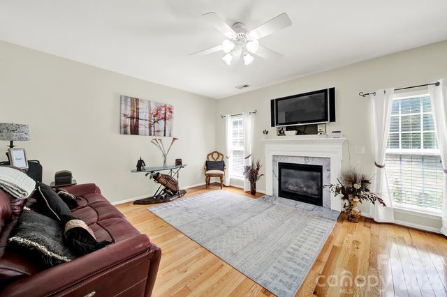 3752 Leela Palace Way, Fort Mill, SC 29708