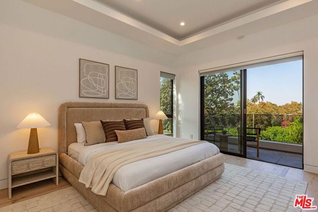 350 N Harper Avenue, Los Angeles, CA 90048